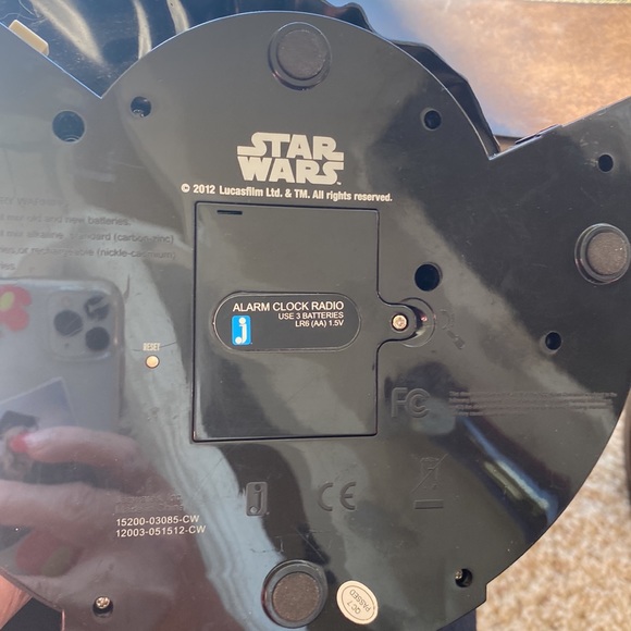 Star Wars 2012 Lucas Films Darth Vader Alarm Clock - Picture 4 of 4
